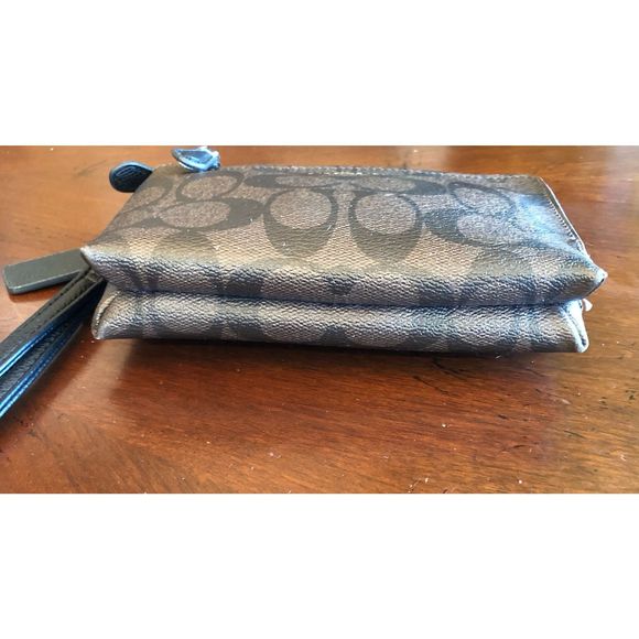 COACH - Signature Corner/Double Zip Wristlet Brown/Black Covered Canvas. PERFECT - Picture 6 of 16